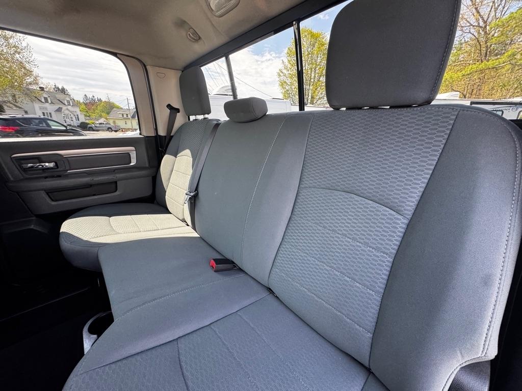 RAM 1500 SLT 4x4 Crew Cab 6'4" Box 2018