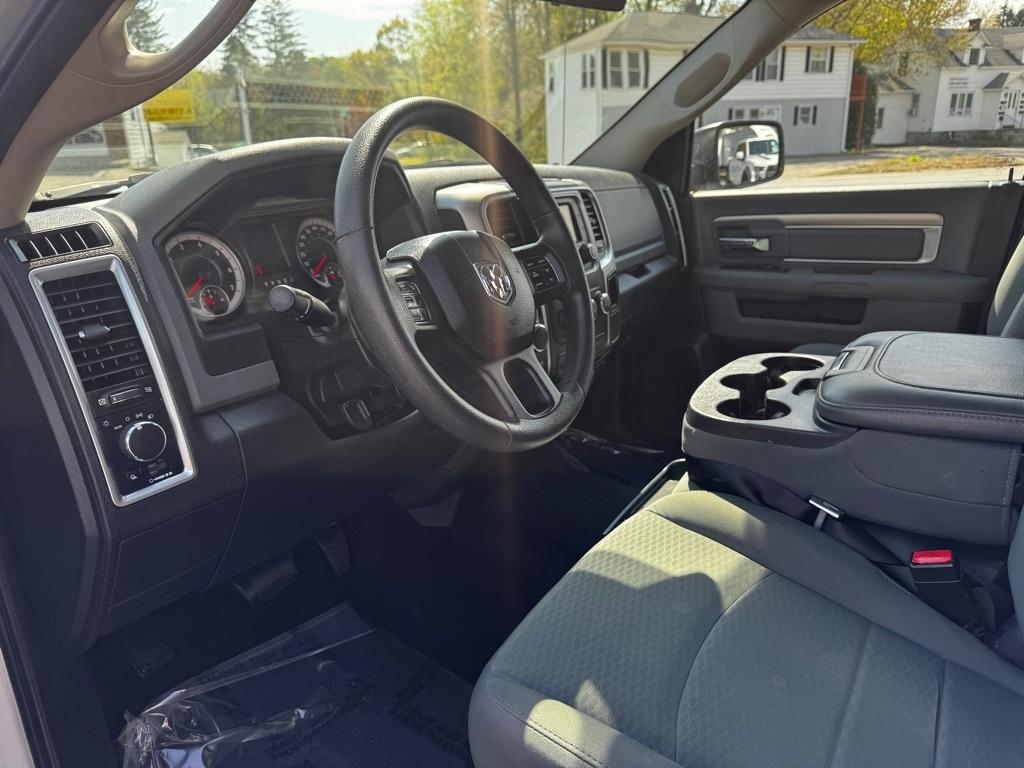 RAM 1500 SLT 4x4 Crew Cab 6'4" Box 2018