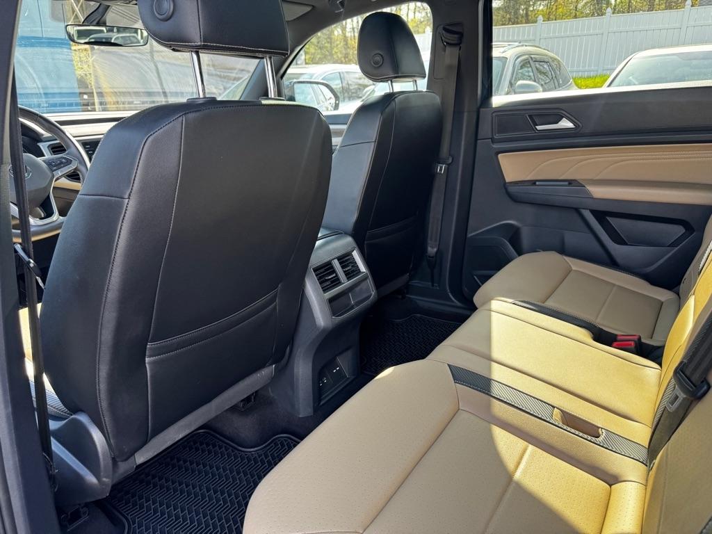 Volkswagen Atlas Cross Sport 3.6L V6 SE w/Technology 4MOTION 2021