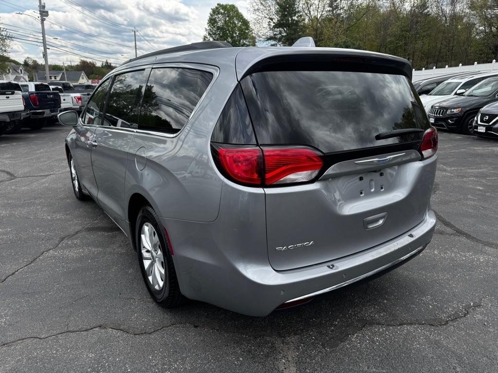 Chrysler Pacifica Touring Plus FWD 2018