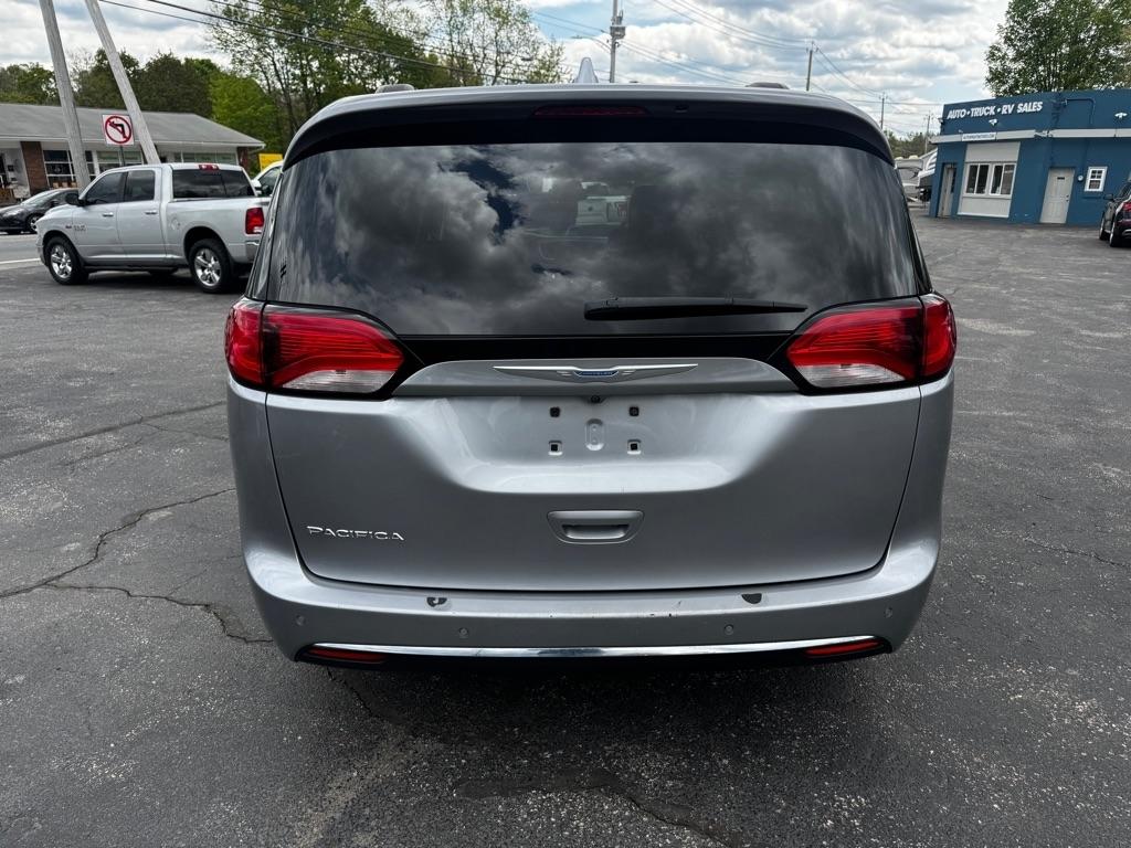 Chrysler Pacifica Touring Plus FWD 2018