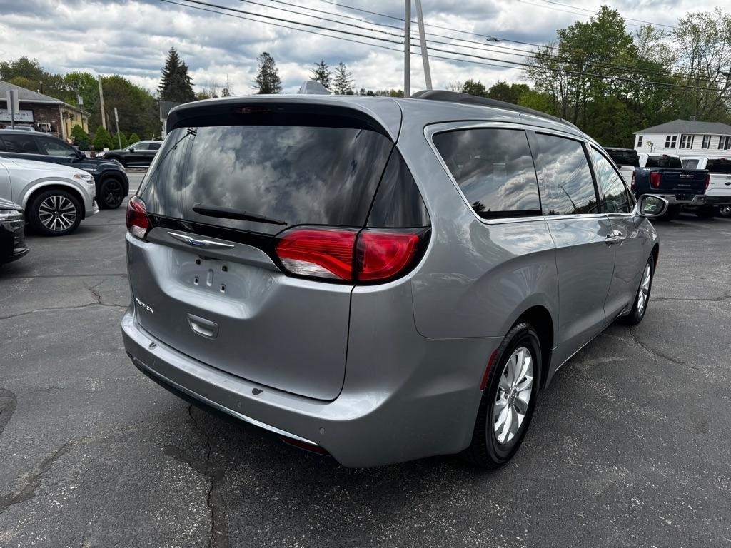 Chrysler Pacifica Touring Plus FWD 2018