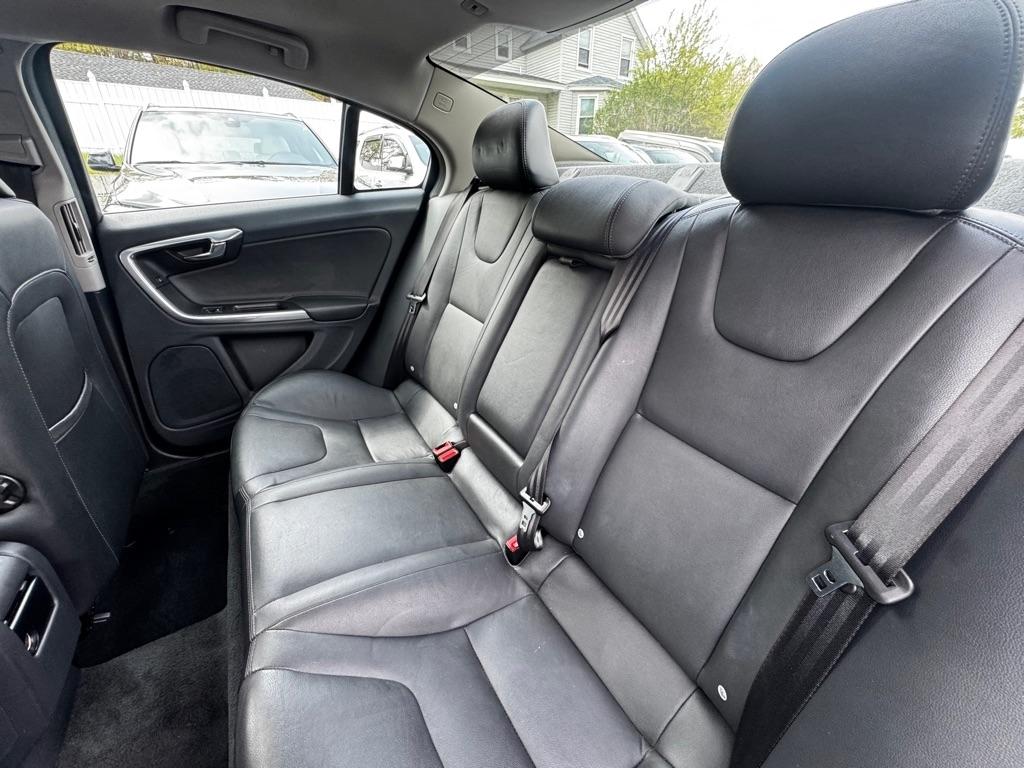 Volvo S60 4dr Sdn T5 Drive-E Premier Plus FWD 2015