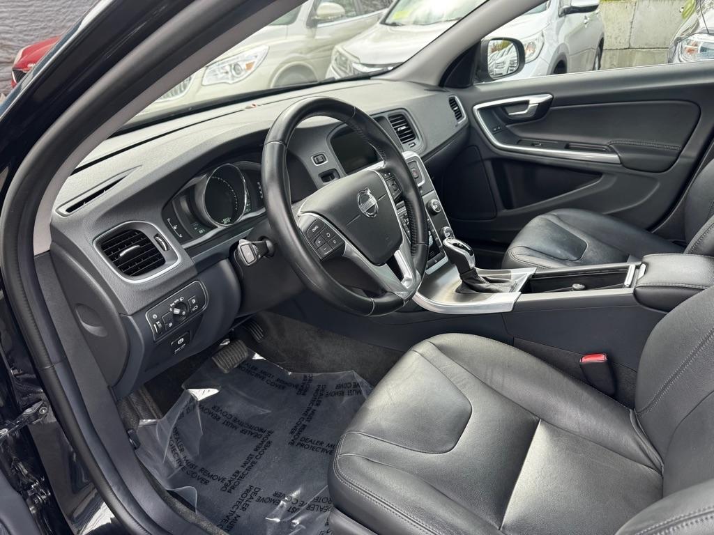 Volvo S60 4dr Sdn T5 Drive-E Premier Plus FWD 2015