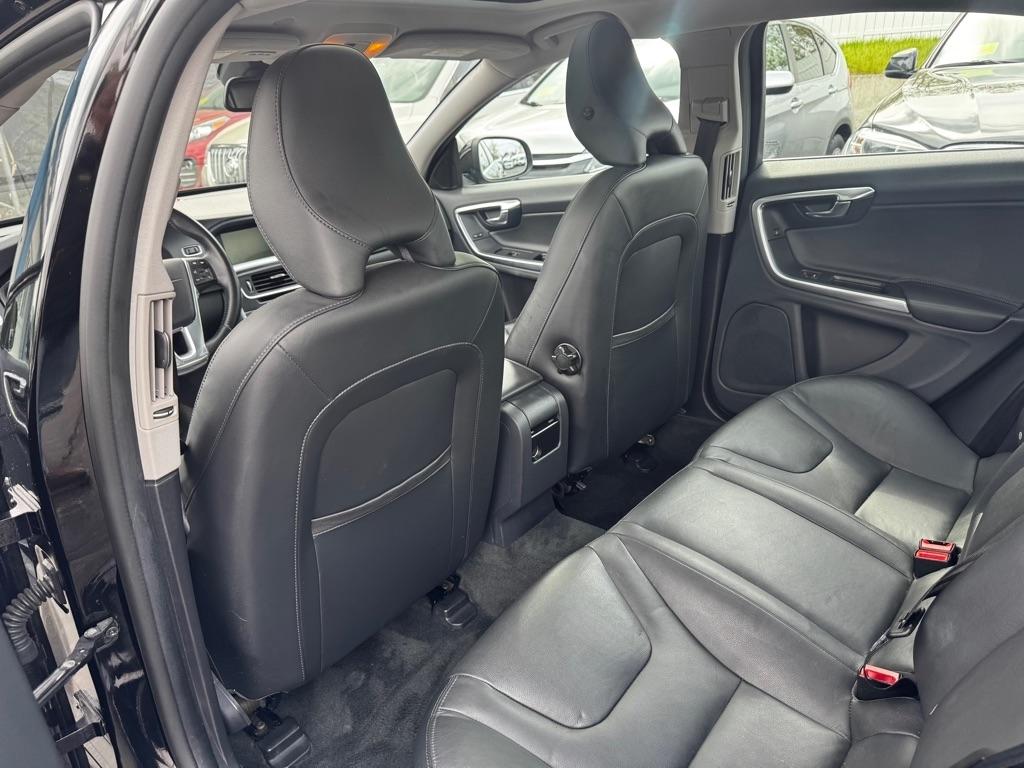 Volvo S60 4dr Sdn T5 Drive-E Premier Plus FWD 2015