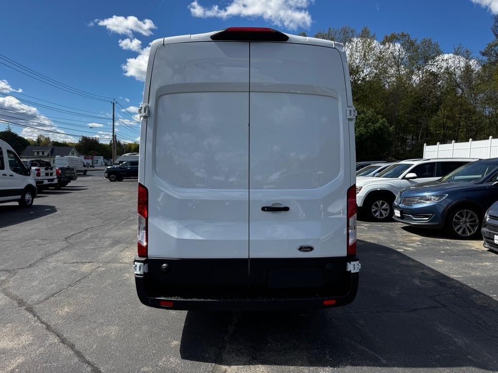 Ford Transit Cargo Van T-350 148" EL Hi Rf 9500 GVWR RWD 2022
