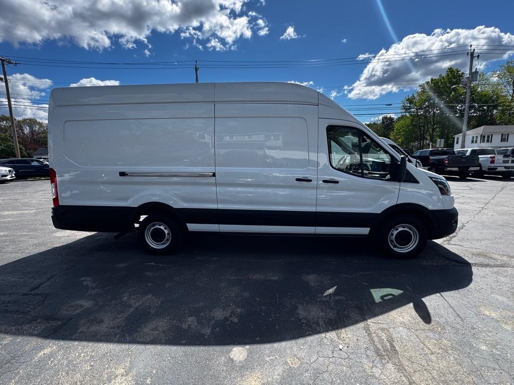 Ford Transit Cargo Van T-350 148" EL Hi Rf 9500 GVWR RWD 2022