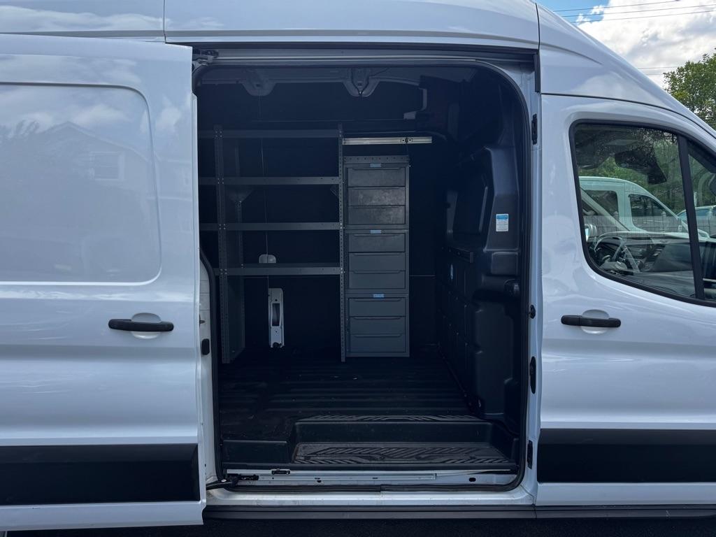 Ford Transit Cargo Van T-350 148" EL Hi Rf 9500 GVWR RWD 2022