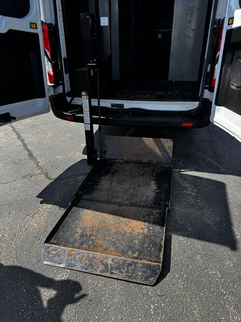 Ford Transit Cargo Van T-350 148" EL Hi Rf 9500 GVWR RWD 2022
