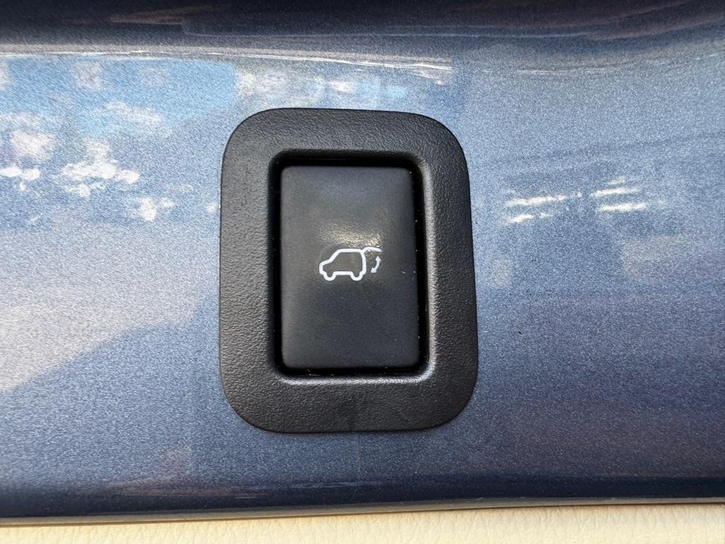 Toyota Highlander AWD 4dr V6 XLE (Natl) 2015