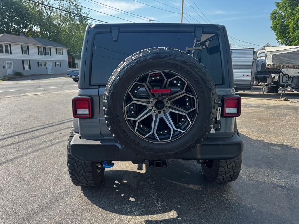 Jeep Wrangler  2021