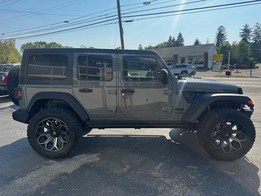 Jeep Wrangler  2021