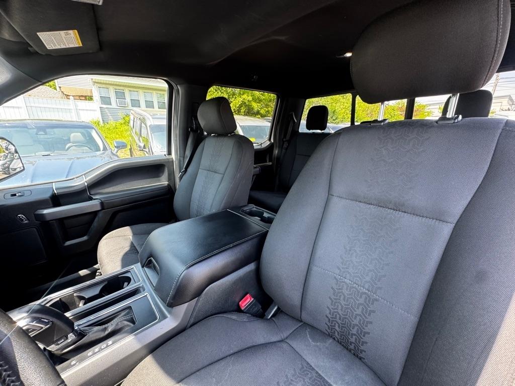 Ford F-150 XLT 4WD 2020