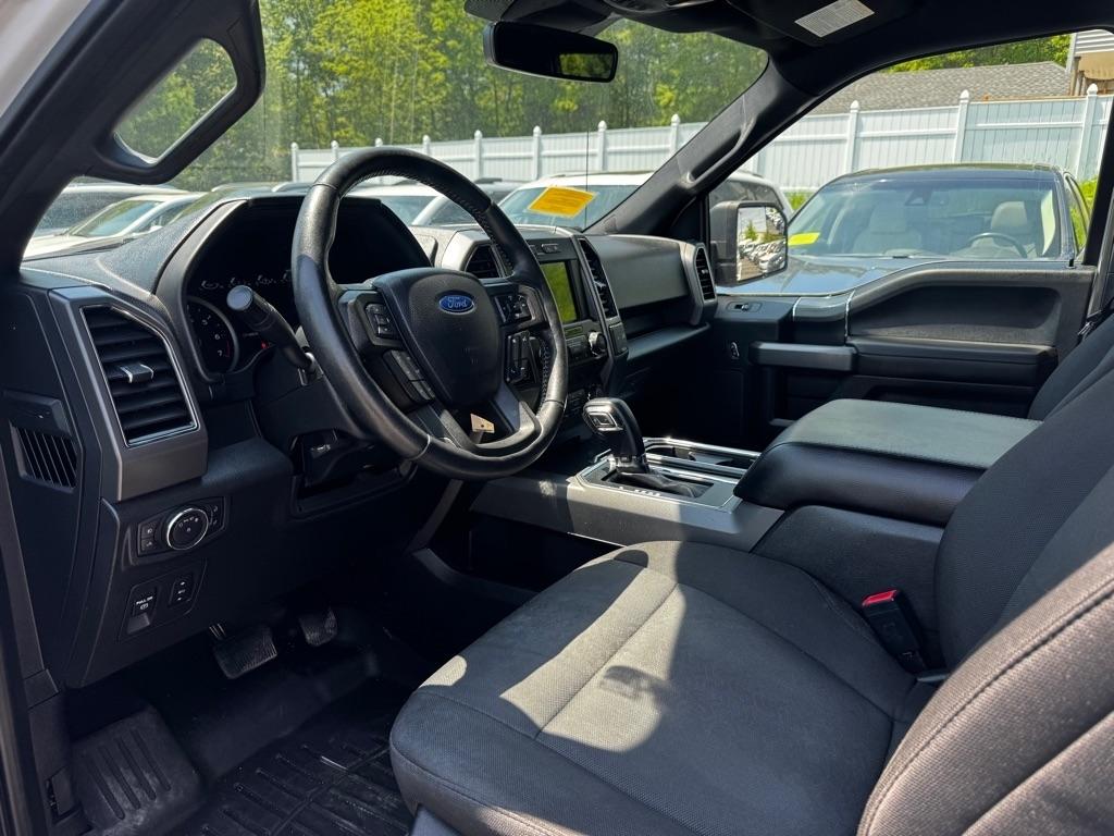 Ford F-150 XLT 4WD 2020