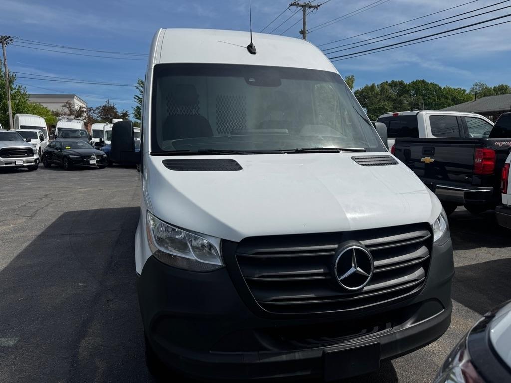 Mercedes-Benz Sprinter Cargo Van 2500 High Roof I4 Gas 170" RWD 2023