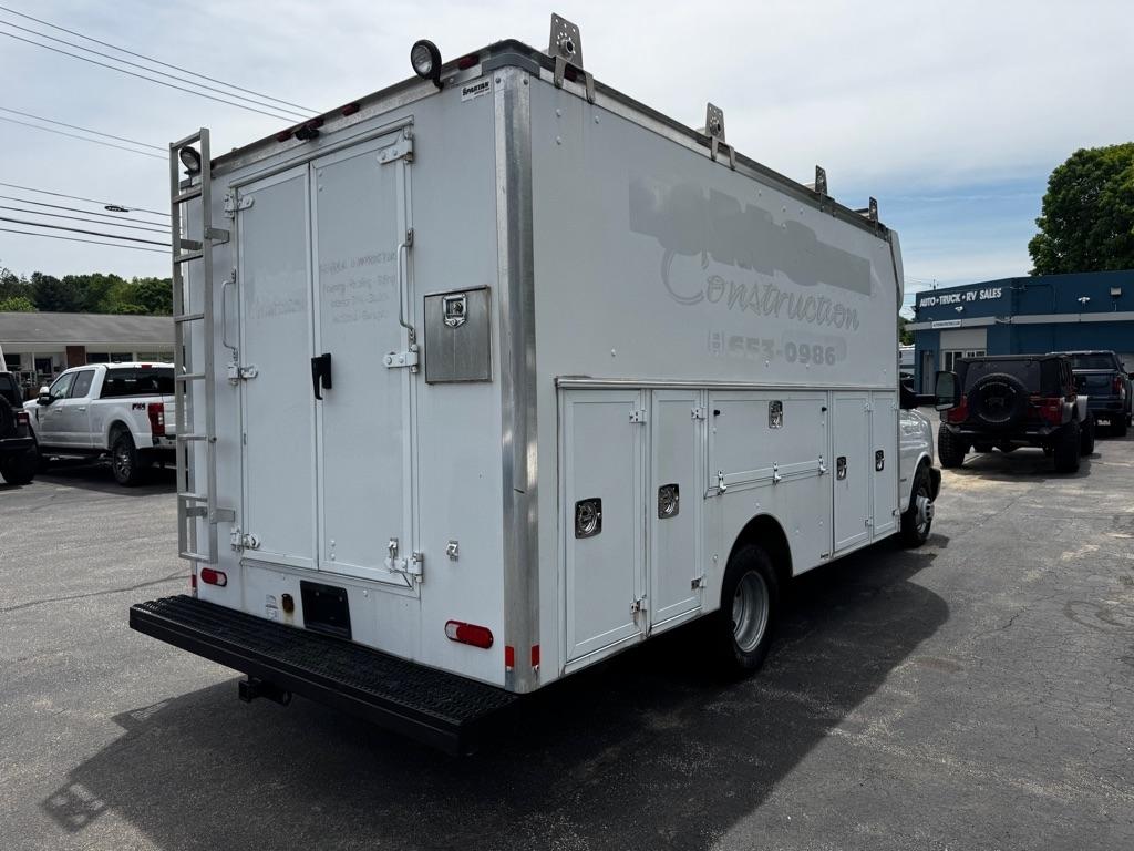 Chevrolet Express Commercial Cutaway 4500 Van 159" 2017