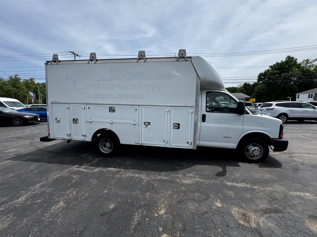 Chevrolet Express Commercial Cutaway 4500 Van 159" 2017
