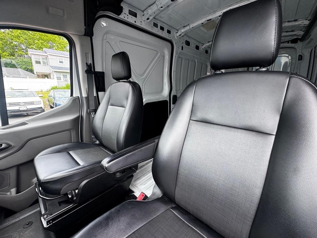 Ford Transit Cargo Van T-250 148" Med Rf 9070 GVWR AWD 2024