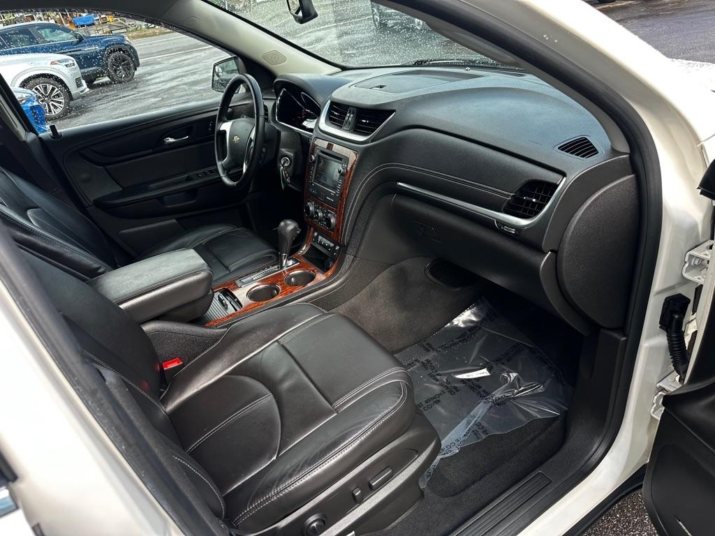 Chevrolet Traverse AWD 4dr LT w/2LT 2013
