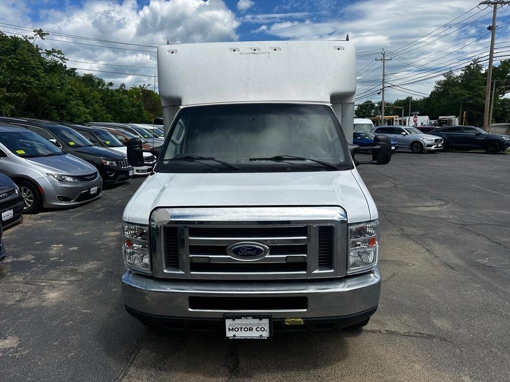 Ford E-Series Cutaway E-450 DRW 158" WB 2019