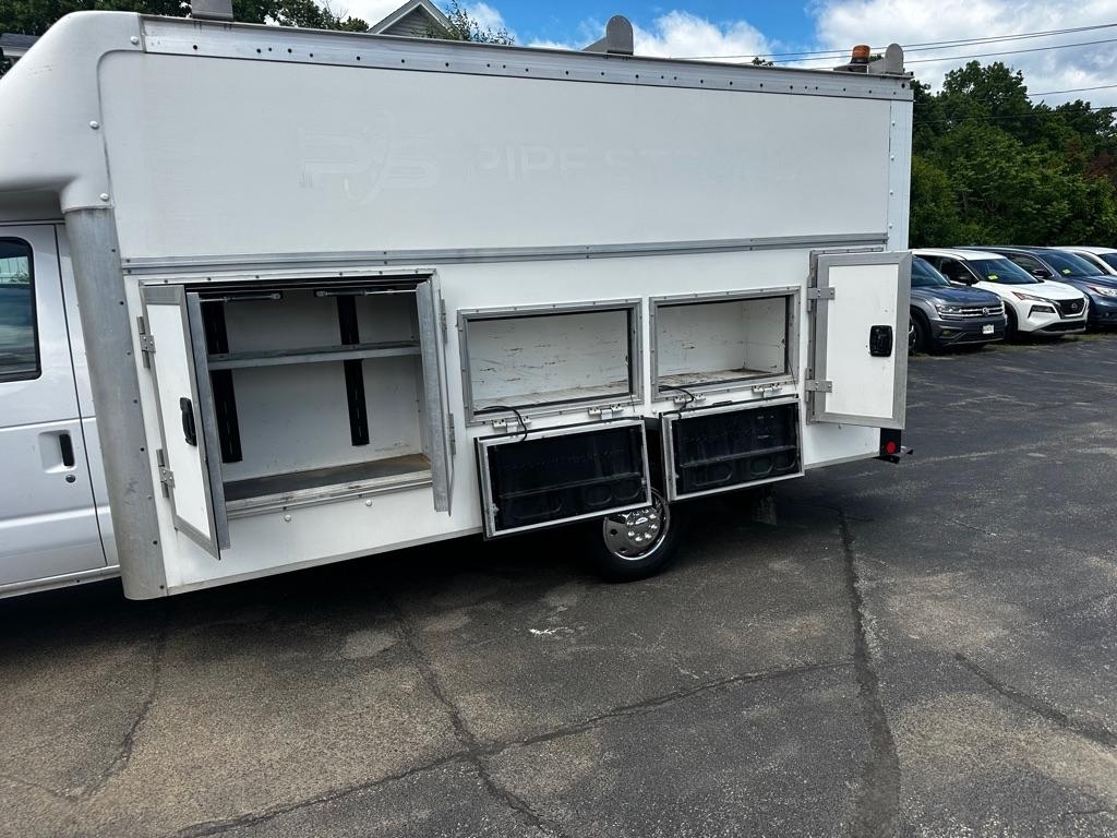 Ford E-Series Cutaway E-450 DRW 158" WB 2019