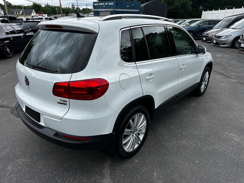 Volkswagen Tiguan 4MOTION 4dr Auto SEL 2016