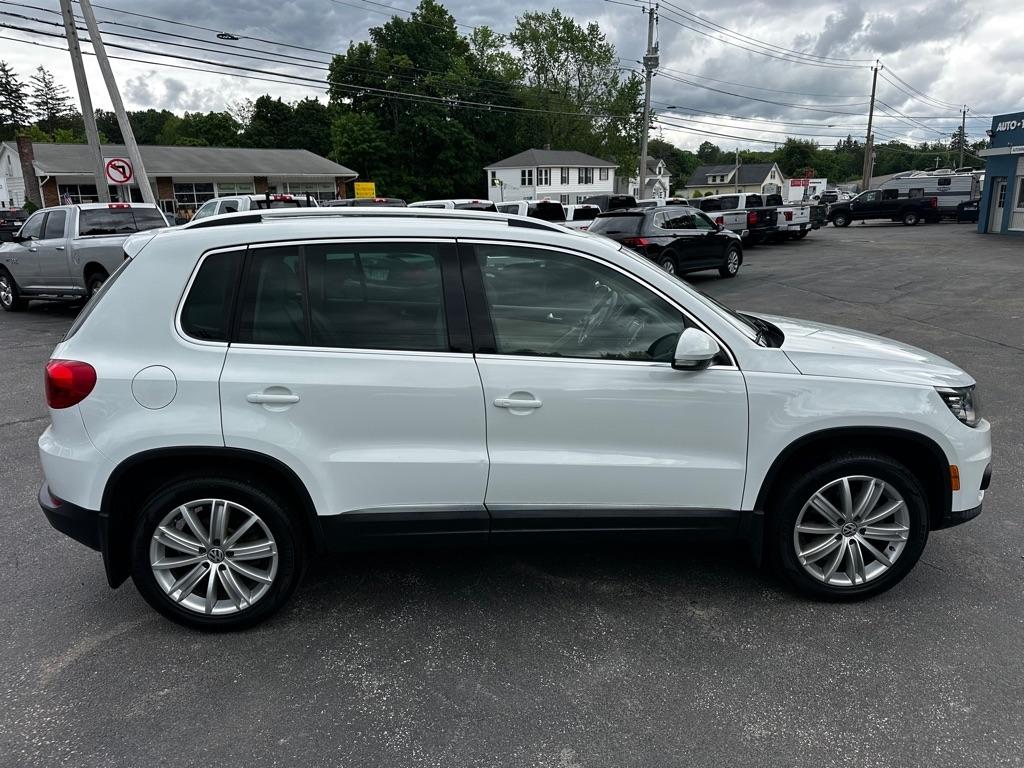 Volkswagen Tiguan 4MOTION 4dr Auto SEL 2016