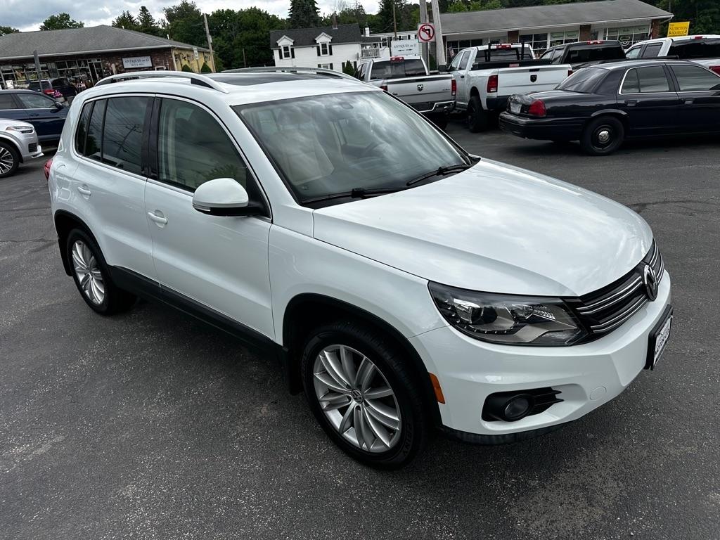 Volkswagen Tiguan 4MOTION 4dr Auto SEL 2016