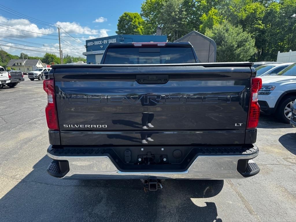 Chevrolet Silverado 1500 4WD Crew Cab 147" LT w/1LT 2022