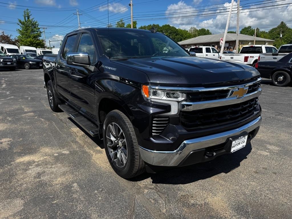 Chevrolet Silverado 1500 4WD Crew Cab 147" LT w/1LT 2022
