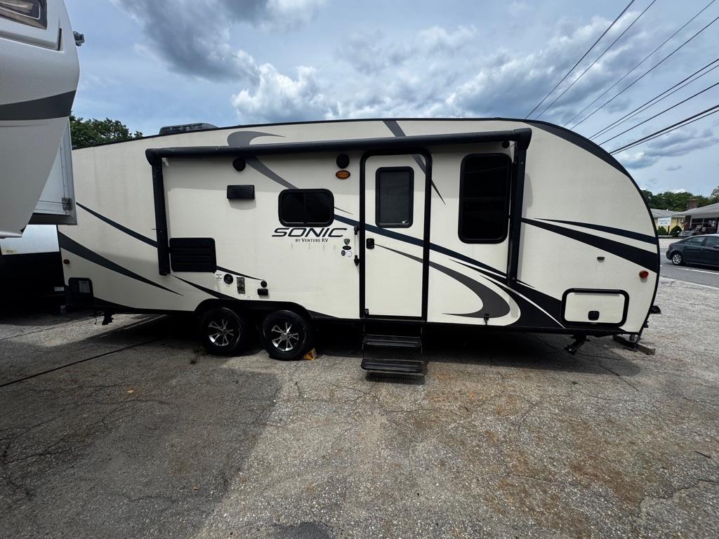 Venture RV Sonic  2018