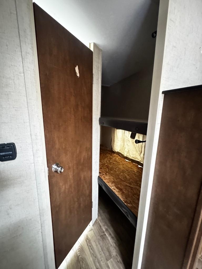 Venture RV Sonic  2018