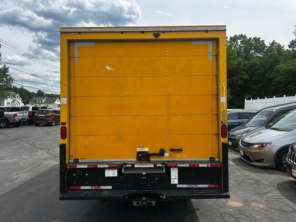 GMC Savana Commercial Cutaway 3500 Van 177" 2019