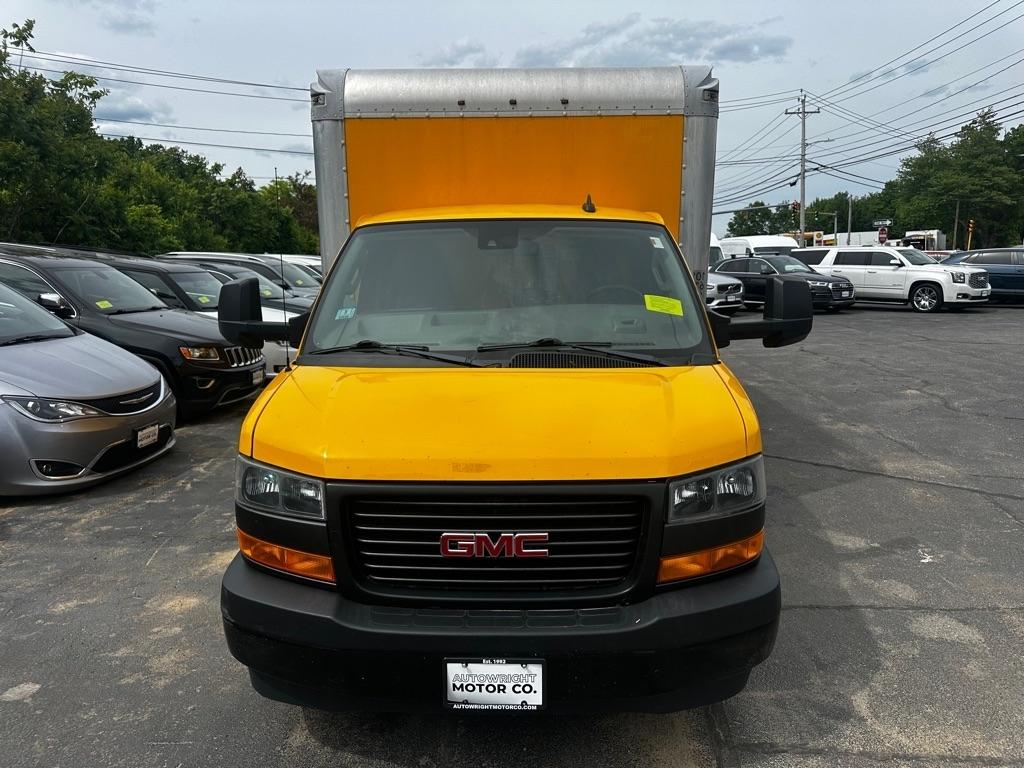 GMC Savana Commercial Cutaway 3500 Van 177" 2019