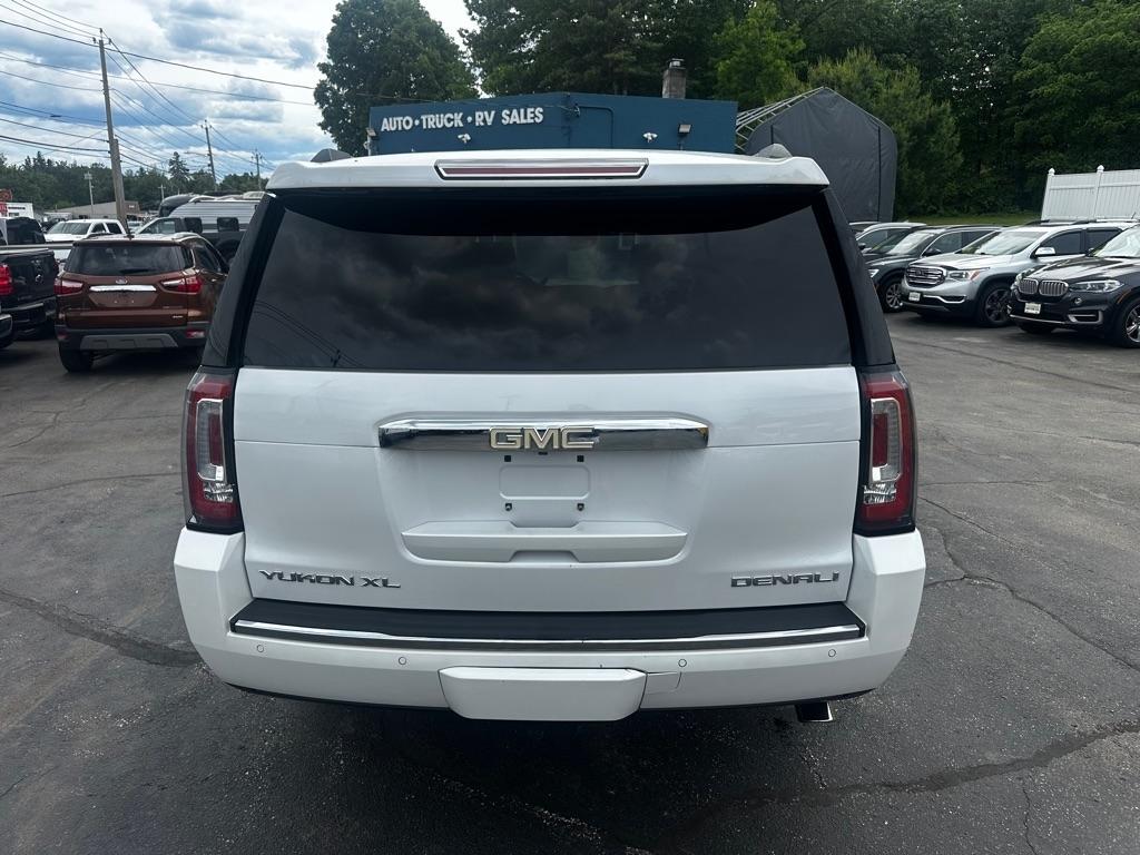 GMC Yukon XL 4WD 4dr Denali 2018