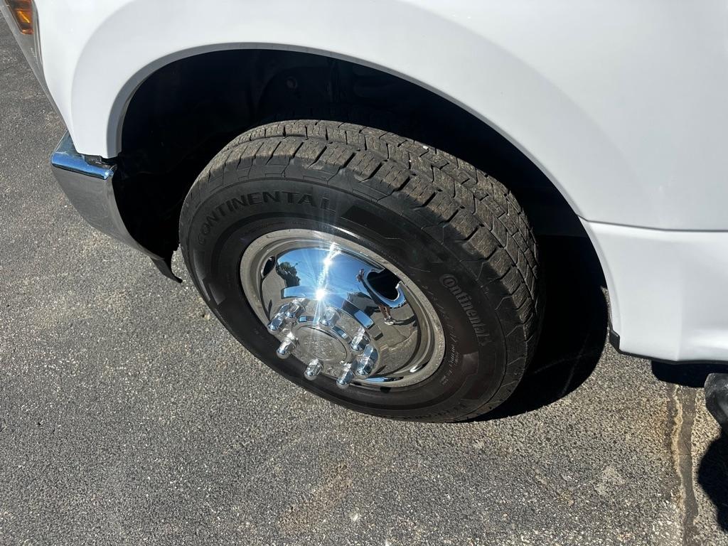 Ford Super Duty F-350 DRW King Ranch 2WD Crew Cab 8' Box 2019