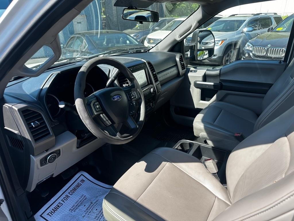 Ford Super Duty F-350 DRW King Ranch 2WD Crew Cab 8' Box 2019