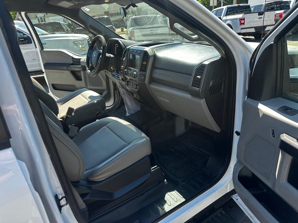 Ford Super Duty F-350 DRW King Ranch 2WD Crew Cab 8' Box 2019