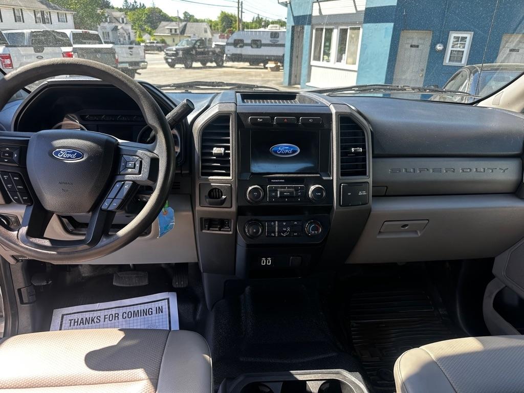 Ford Super Duty F-350 DRW King Ranch 2WD Crew Cab 8' Box 2019