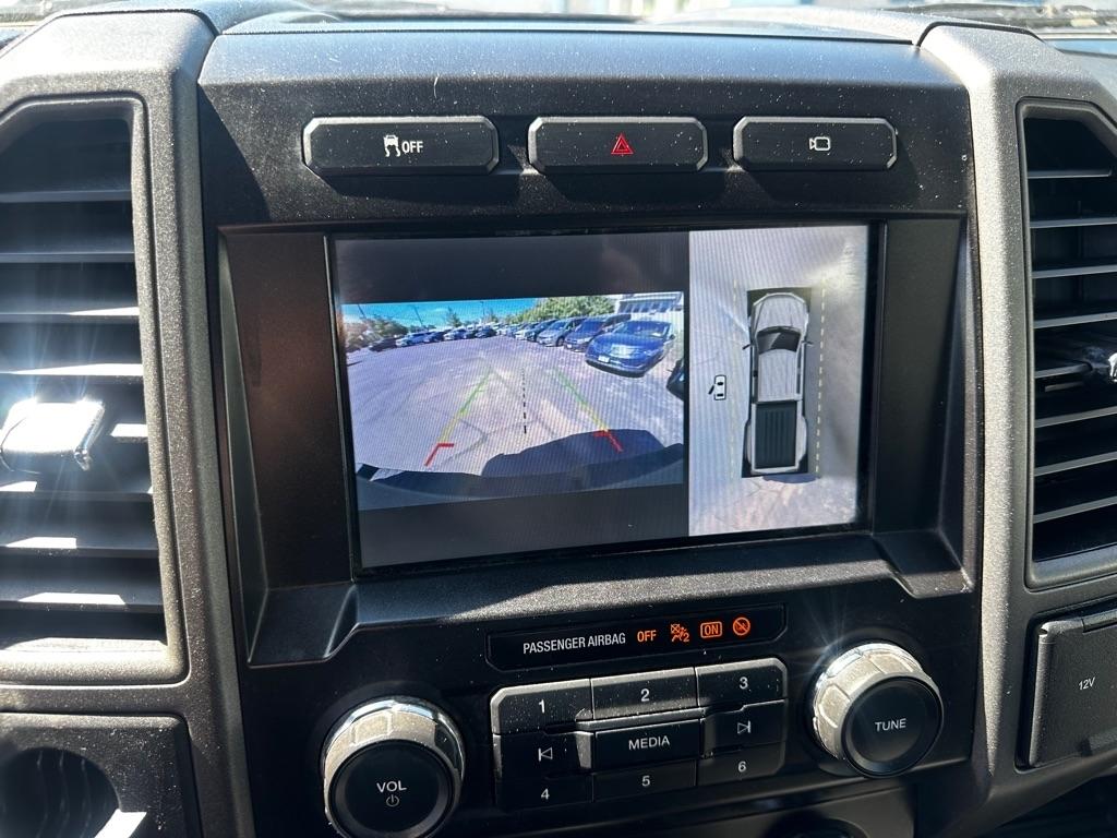 Ford Super Duty F-350 DRW King Ranch 2WD Crew Cab 8' Box 2019