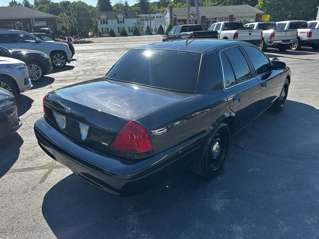 Ford Police Interceptor 4dr Sdn w/3.27 Axle 2009