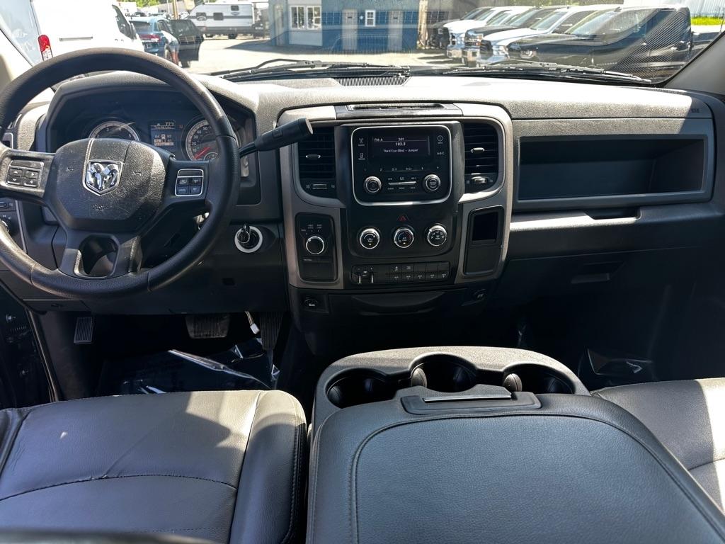 RAM 2500 4WD Crew Cab 149" Tradesman 2016