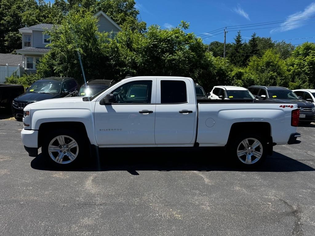Chevrolet Silverado 1500 4WD Double Cab 143.5" Custom 2018