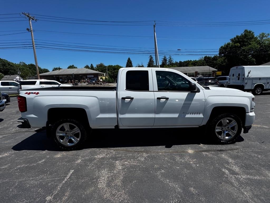 Chevrolet Silverado 1500 4WD Double Cab 143.5" Custom 2018