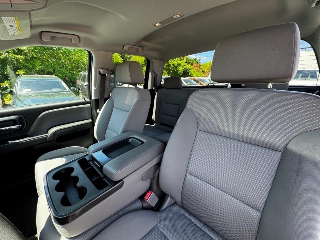 Chevrolet Silverado 1500 4WD Double Cab 143.5" Custom 2018