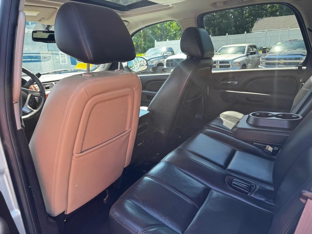 Chevrolet Tahoe 4WD 4dr LT 2014