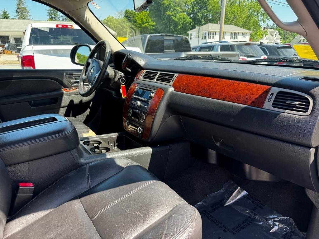 Chevrolet Tahoe 4WD 4dr LT 2014