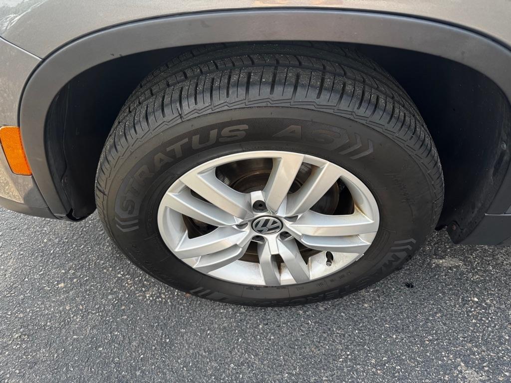 Volkswagen Tiguan 2WD 4dr Auto S 2016