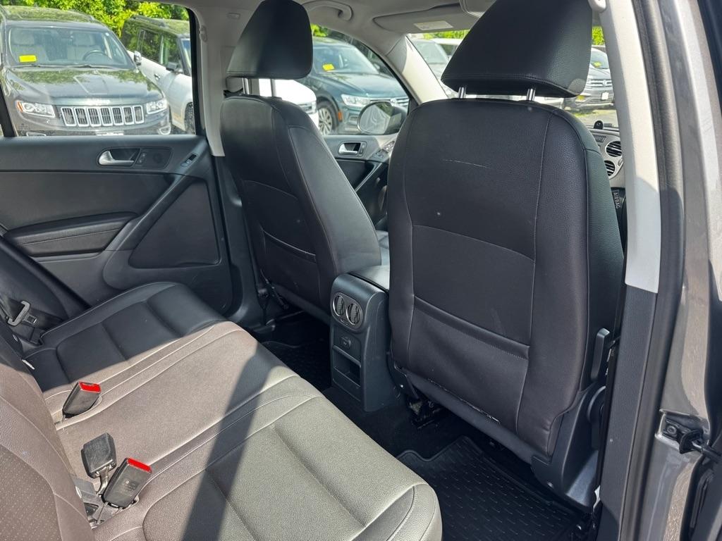 Volkswagen Tiguan 2WD 4dr Auto S 2016