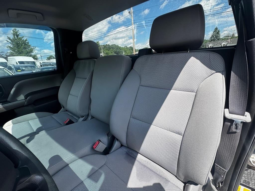 Chevrolet Silverado 2500HD 4WD Reg Cab 133.6" Work Truck 2018